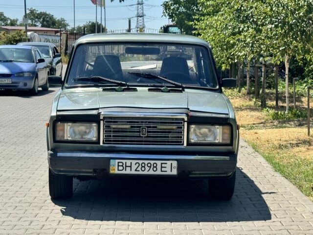 Зеленый ВАЗ 2107, объемом двигателя 1.5 л и пробегом 200 тыс. км за 1450 $, фото 1 на Automoto.ua
