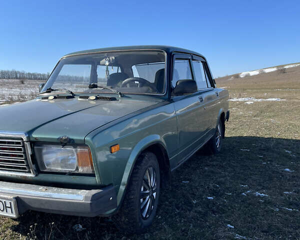 Зеленый ВАЗ 2107, объемом двигателя 1.45 л и пробегом 33 тыс. км за 1500 $, фото 2 на Automoto.ua