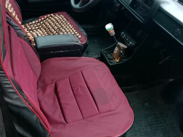 Зеленый ВАЗ 2107, объемом двигателя 1.5 л и пробегом 67 тыс. км за 725 $, фото 4 на Automoto.ua