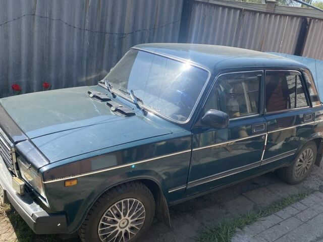 Зеленый ВАЗ 2107, объемом двигателя 1.5 л и пробегом 200 тыс. км за 1600 $, фото 1 на Automoto.ua