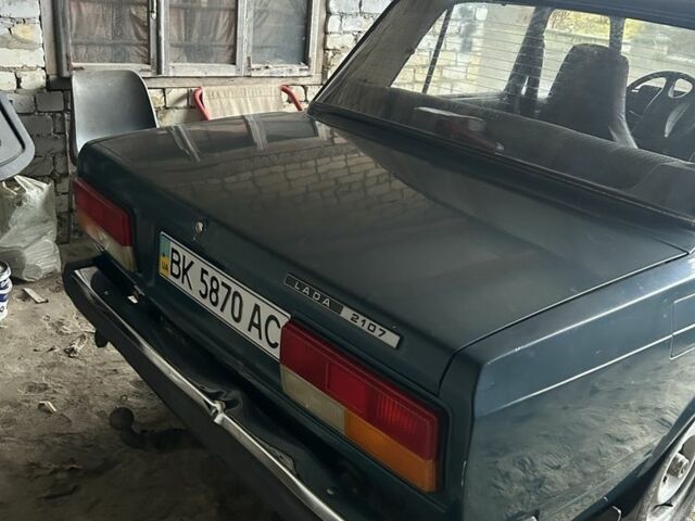 Зеленый ВАЗ 2107, объемом двигателя 1.5 л и пробегом 95 тыс. км за 999 $, фото 5 на Automoto.ua