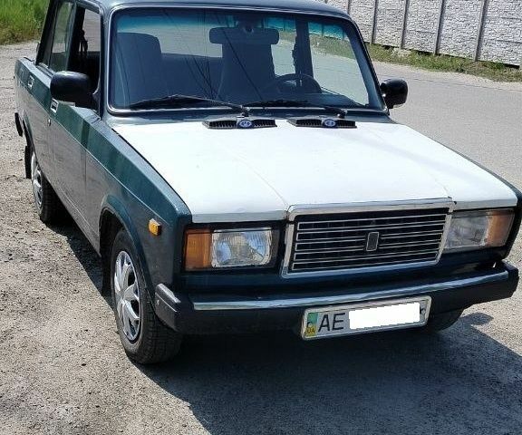 Зеленый ВАЗ 2107, объемом двигателя 1.5 л и пробегом 89 тыс. км за 777 $, фото 1 на Automoto.ua