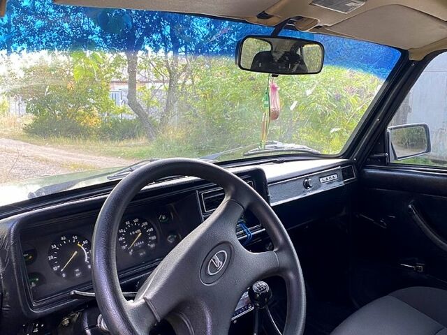 Зелений ВАЗ 2107, об'ємом двигуна 1.5 л та пробігом 0 тис. км за 950 $, фото 3 на Automoto.ua