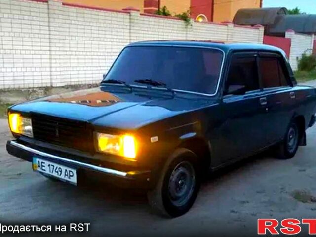 Зеленый ВАЗ 2107, объемом двигателя 17 л и пробегом 90 тыс. км за 1130 $, фото 8 на Automoto.ua