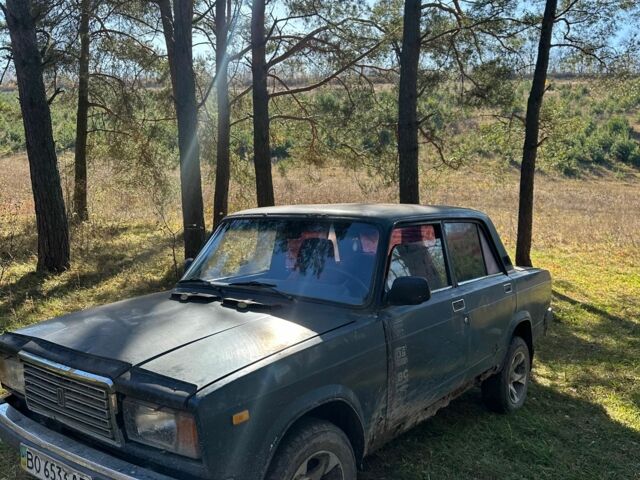 ВАЗ 2107 2006 у Тернополі на Automoto.ua Зелений ВАЗ 2107, об'ємом двигуна 1.6 л та пробігом 365 тис. км за 425 $, фото 3 на Automoto.ua