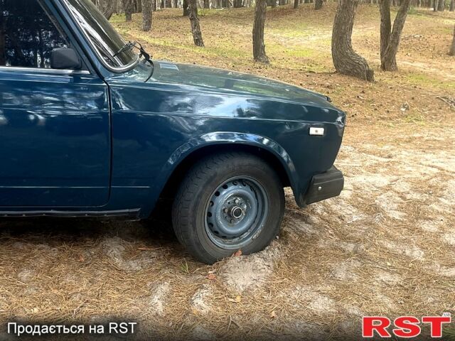 Зеленый ВАЗ 2107, объемом двигателя 17 л и пробегом 90 тыс. км за 1130 $, фото 1 на Automoto.ua