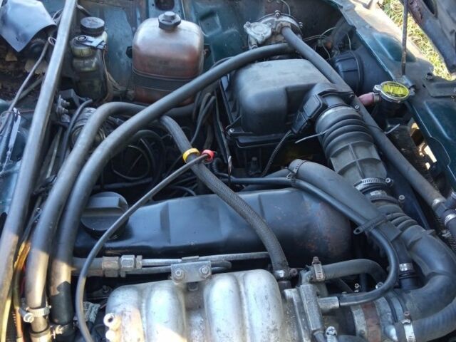 Зеленый ВАЗ 2107, объемом двигателя 1.5 л и пробегом 360 тыс. км за 639 $, фото 2 на Automoto.ua