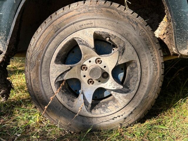 ВАЗ 2107 2006 у Тернополі на Automoto.ua Зелений ВАЗ 2107, об'ємом двигуна 1.6 л та пробігом 365 тис. км за 425 $, фото 7 на Automoto.ua