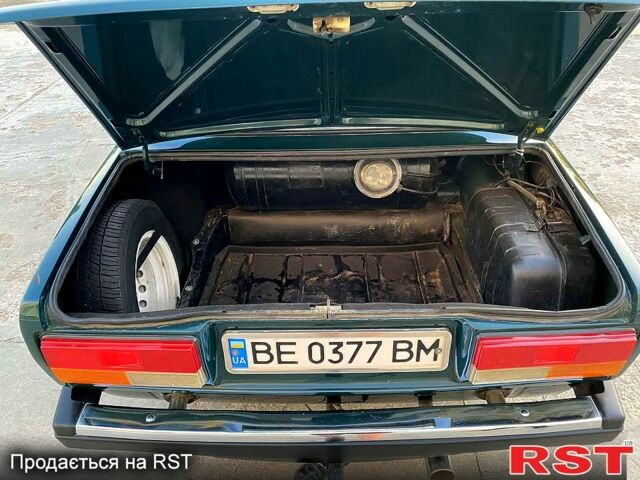 Зеленый ВАЗ 2107, объемом двигателя 1.5 л и пробегом 170 тыс. км за 2000 $, фото 6 на Automoto.ua