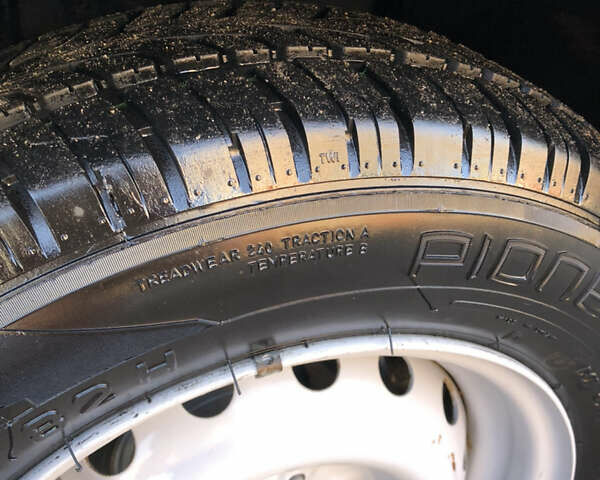 Зеленый ВАЗ 2107, объемом двигателя 1.5 л и пробегом 35 тыс. км за 2600 $, фото 4 на Automoto.ua