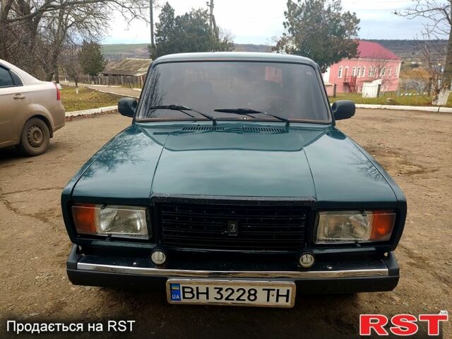 Зеленый ВАЗ 2107, объемом двигателя 1.5 л и пробегом 0 тыс. км за 1500 $, фото 4 на Automoto.ua