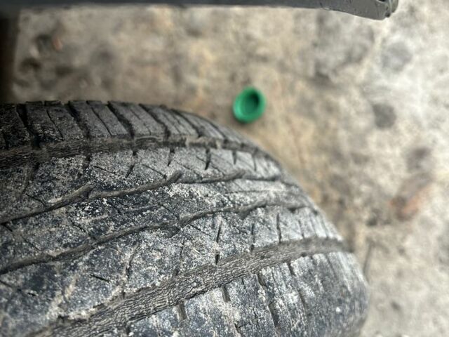 Зеленый ВАЗ 2107, объемом двигателя 1.5 л и пробегом 95 тыс. км за 999 $, фото 2 на Automoto.ua