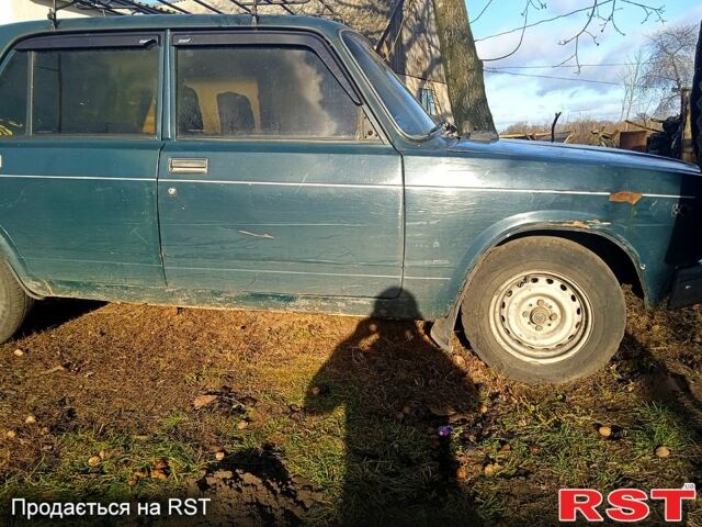 Зеленый ВАЗ 2107, объемом двигателя 1.5 л и пробегом 100 тыс. км за 600 $, фото 4 на Automoto.ua