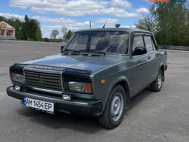 Зеленый ВАЗ 2107, объемом двигателя 1.5 л и пробегом 73 тыс. км за 2199 $, фото 2 на Automoto.ua
