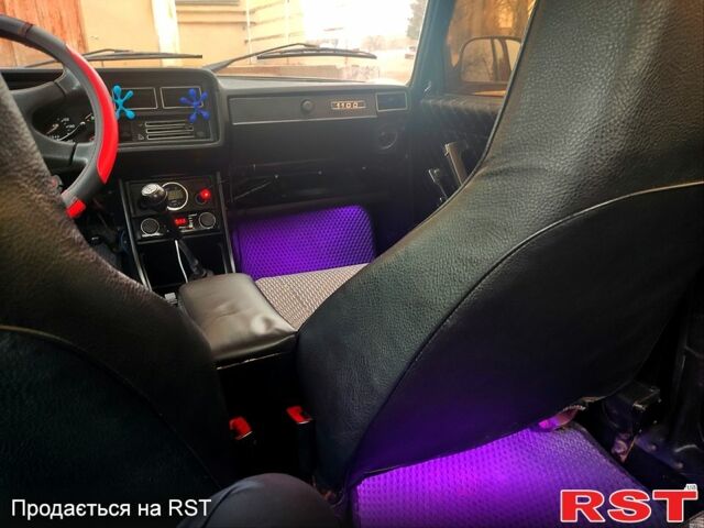 Зеленый ВАЗ 2107, объемом двигателя 1.5 л и пробегом 0 тыс. км за 1500 $, фото 2 на Automoto.ua