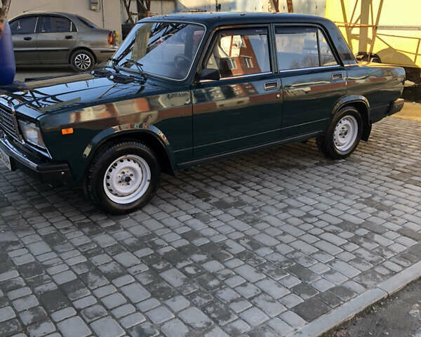 Зеленый ВАЗ 2107, объемом двигателя 1.5 л и пробегом 35 тыс. км за 2600 $, фото 2 на Automoto.ua