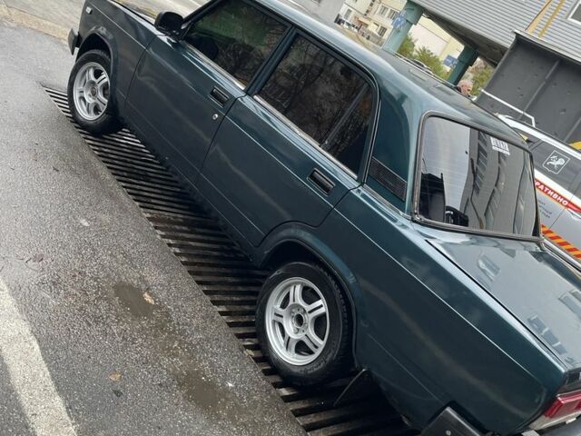 Зеленый ВАЗ 2107, объемом двигателя 1.5 л и пробегом 1 тыс. км за 1650 $, фото 6 на Automoto.ua