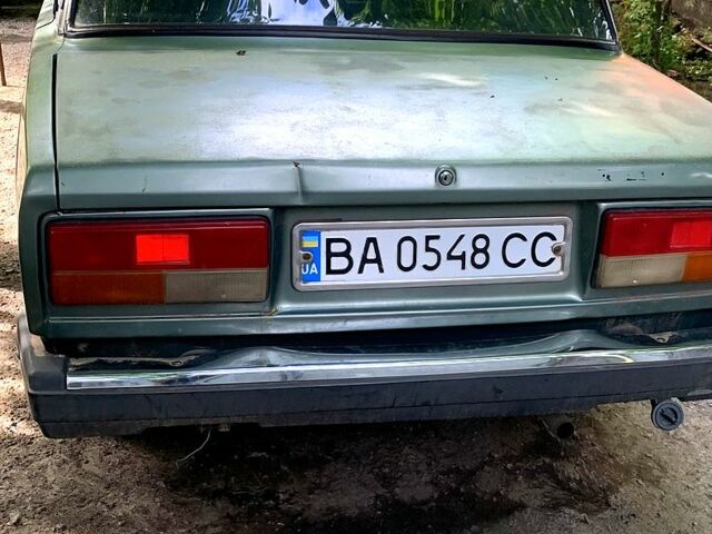 Зеленый ВАЗ 2107, объемом двигателя 1.5 л и пробегом 100 тыс. км за 850 $, фото 3 на Automoto.ua