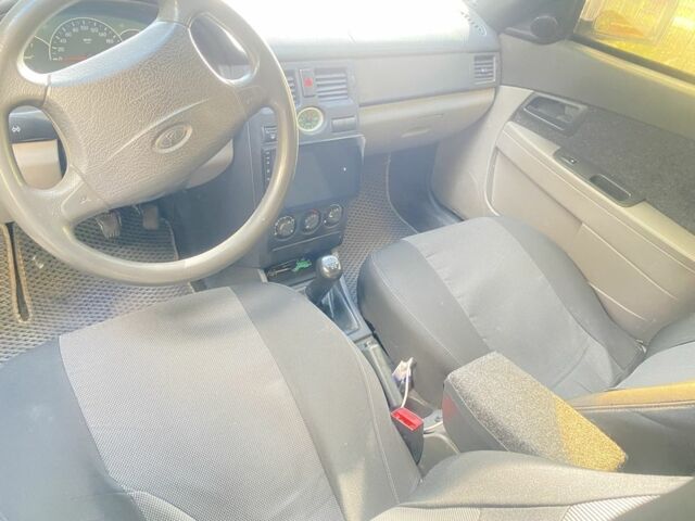 Зеленый ВАЗ 2107, объемом двигателя 1.6 л и пробегом 230 тыс. км за 2500 $, фото 5 на Automoto.ua