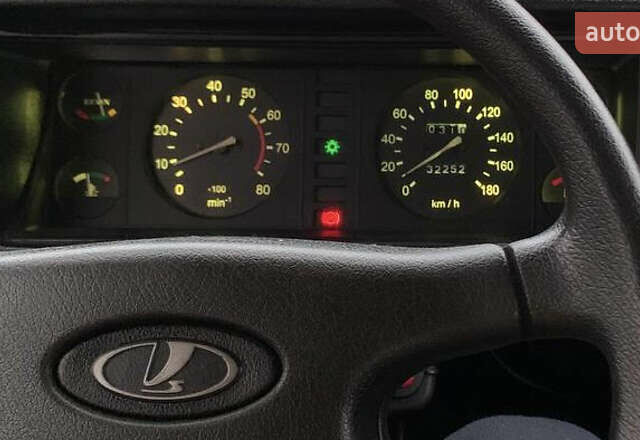 Зеленый ВАЗ 2107, объемом двигателя 1.5 л и пробегом 100 тыс. км за 3500 $, фото 9 на Automoto.ua