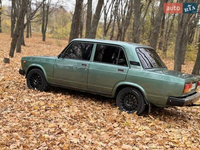 Зеленый ВАЗ 2107, объемом двигателя 1.5 л и пробегом 175 тыс. км за 2500 $, фото 3 на Automoto.ua
