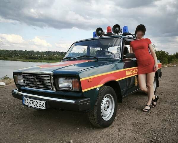 Зеленый ВАЗ 2107, объемом двигателя 1.6 л и пробегом 10 тыс. км за 8500 $, фото 68 на Automoto.ua