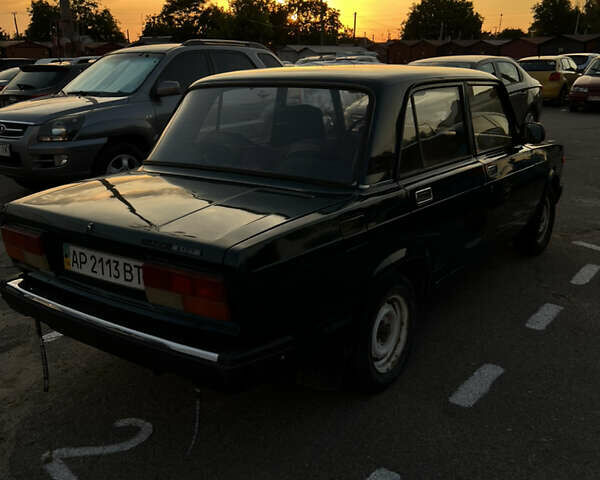 Зеленый ВАЗ 2107, объемом двигателя 1.5 л и пробегом 100 тыс. км за 3500 $, фото 2 на Automoto.ua