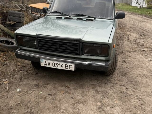 Зеленый ВАЗ 2107, объемом двигателя 1.5 л и пробегом 180 тыс. км за 1300 $, фото 1 на Automoto.ua