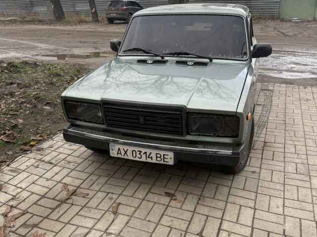 Зеленый ВАЗ 2107, объемом двигателя 1.5 л и пробегом 180 тыс. км за 1300 $, фото 3 на Automoto.ua