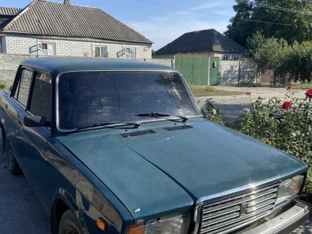 Зеленый ВАЗ 2107, объемом двигателя 1.5 л и пробегом 510 тыс. км за 1500 $, фото 1 на Automoto.ua