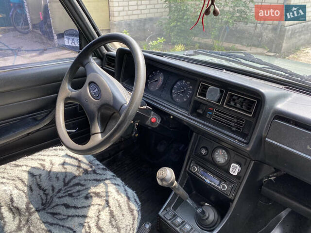 Зелений ВАЗ 2107, об'ємом двигуна 1.5 л та пробігом 81 тис. км за 2000 $, фото 14 на Automoto.ua