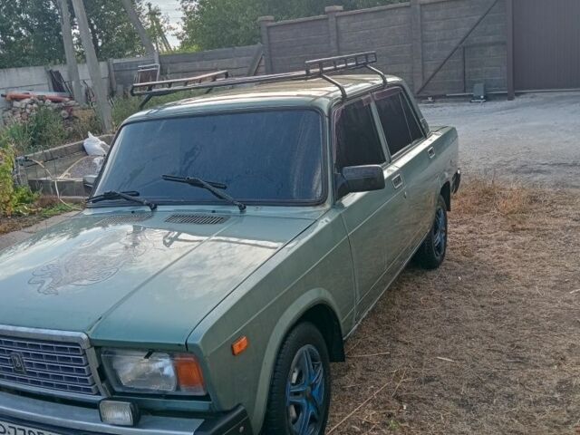 Зеленый ВАЗ 2107, объемом двигателя 1.5 л и пробегом 212 тыс. км за 1000 $, фото 3 на Automoto.ua