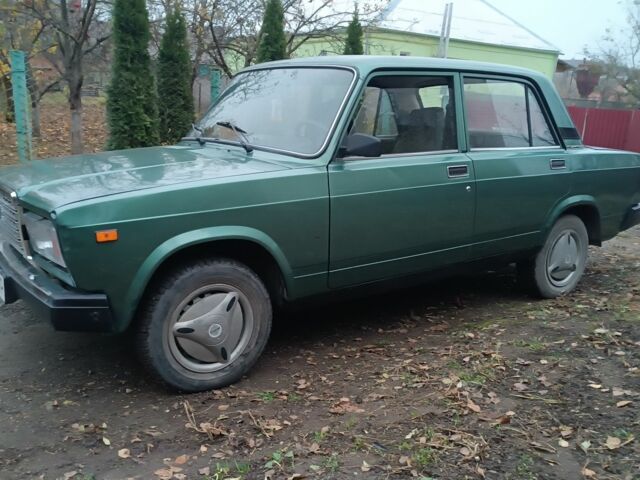 Зеленый ВАЗ 2107, объемом двигателя 1.5 л и пробегом 92 тыс. км за 1300 $, фото 5 на Automoto.ua
