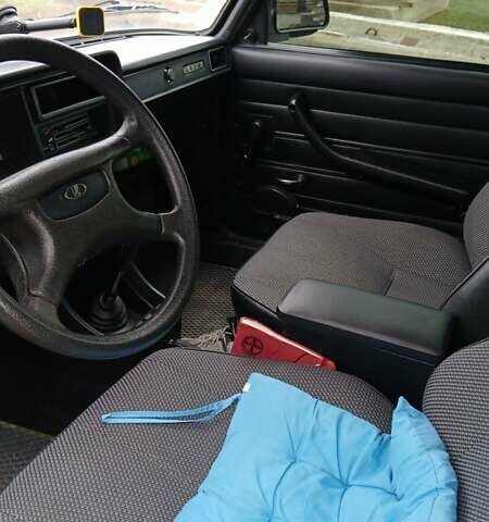 Зеленый ВАЗ 2107, объемом двигателя 1.45 л и пробегом 60 тыс. км за 2400 $, фото 3 на Automoto.ua