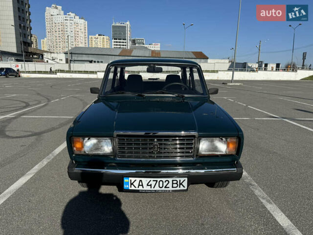 Зеленый ВАЗ 2107, объемом двигателя 1.6 л и пробегом 18 тыс. км за 3650 $, фото 4 на Automoto.ua