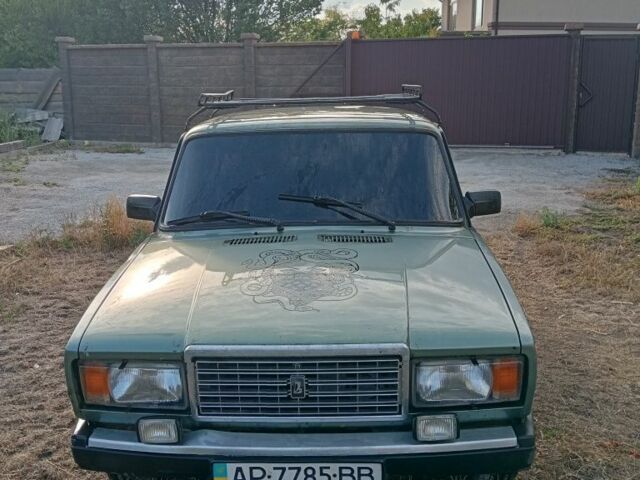 Зеленый ВАЗ 2107, объемом двигателя 1.5 л и пробегом 212 тыс. км за 1000 $, фото 2 на Automoto.ua