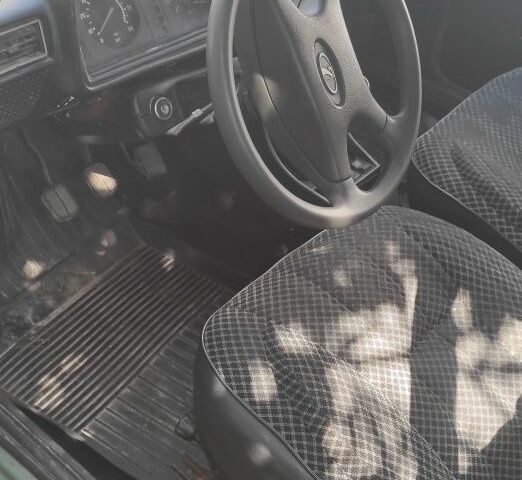 Зеленый ВАЗ 2107, объемом двигателя 1.5 л и пробегом 2 тыс. км за 1200 $, фото 1 на Automoto.ua