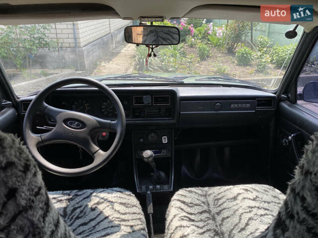 Зелений ВАЗ 2107, об'ємом двигуна 1.5 л та пробігом 81 тис. км за 2000 $, фото 10 на Automoto.ua