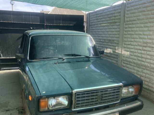 Зеленый ВАЗ 2107, объемом двигателя 1.5 л и пробегом 510 тыс. км за 1500 $, фото 2 на Automoto.ua