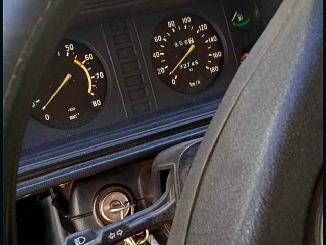 Зеленый ВАЗ 2107, объемом двигателя 1.6 л и пробегом 93 тыс. км за 2100 $, фото 5 на Automoto.ua