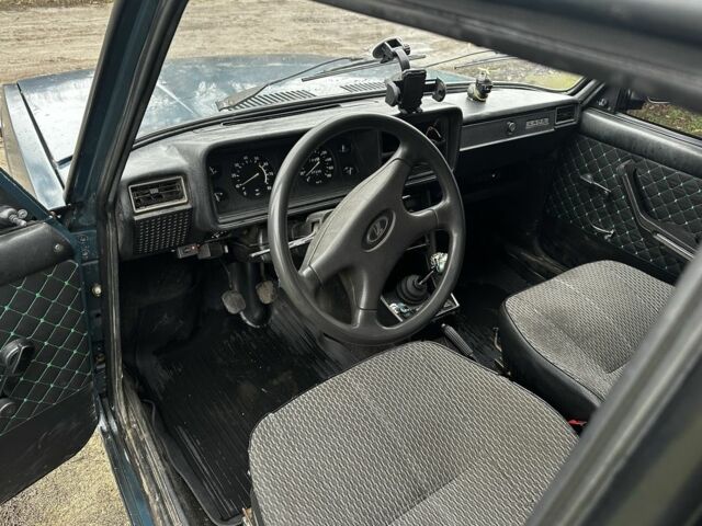 Зеленый ВАЗ 2107, объемом двигателя 1.6 л и пробегом 170 тыс. км за 1066 $, фото 3 на Automoto.ua