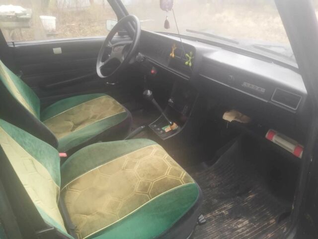 Зеленый ВАЗ 2107, объемом двигателя 1.5 л и пробегом 79 тыс. км за 1535 $, фото 3 на Automoto.ua