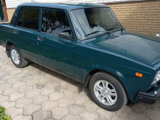 Зелений ВАЗ 2107, об'ємом двигуна 1.6 л та пробігом 60 тис. км за 2950 $, фото 5 на Automoto.ua