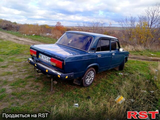 Зеленый ВАЗ 2107, объемом двигателя 1.6 л и пробегом 0 тыс. км за 1500 $, фото 2 на Automoto.ua