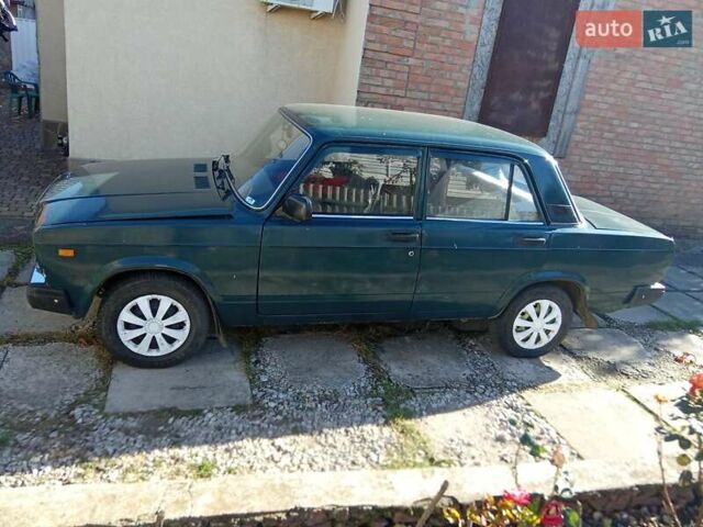 Зеленый ВАЗ 2107, объемом двигателя 1.5 л и пробегом 119 тыс. км за 1100 $, фото 3 на Automoto.ua