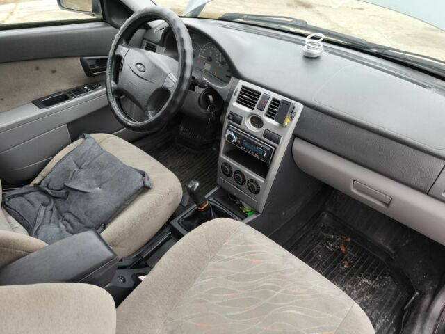 Зеленый ВАЗ 2107, объемом двигателя 1.6 л и пробегом 212 тыс. км за 2200 $, фото 6 на Automoto.ua