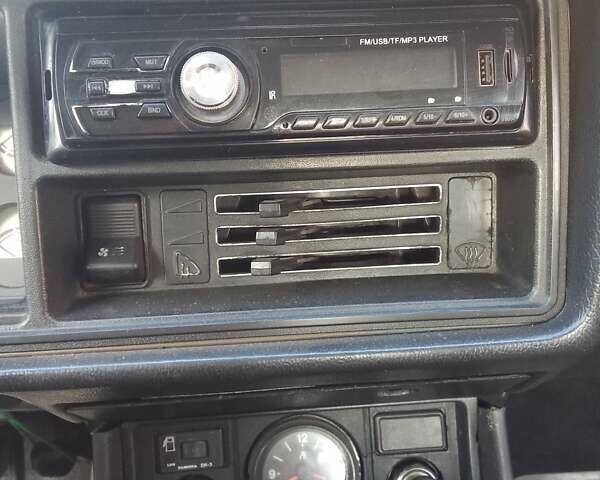 Зеленый ВАЗ 2107, объемом двигателя 1.5 л и пробегом 119 тыс. км за 1100 $, фото 23 на Automoto.ua