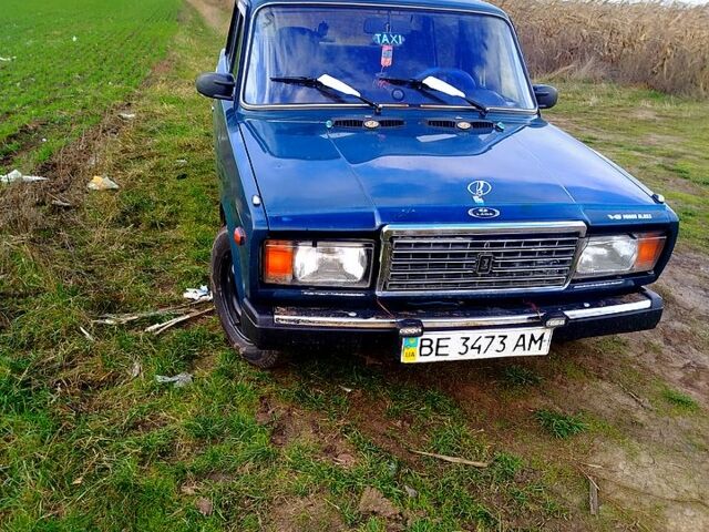 Зеленый ВАЗ 2107, объемом двигателя 1.6 л и пробегом 0 тыс. км за 1500 $, фото 3 на Automoto.ua