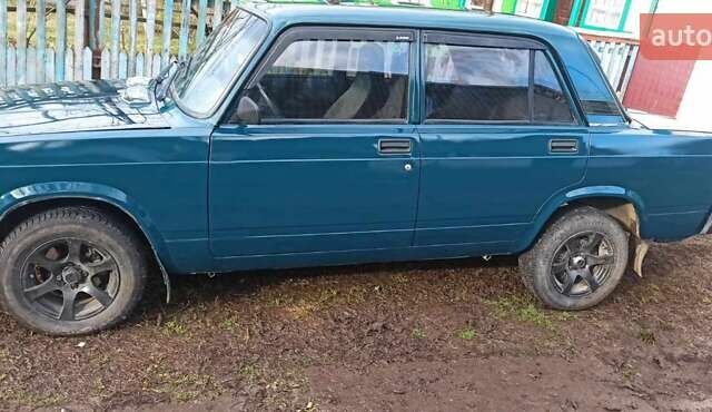Зеленый ВАЗ 2107, объемом двигателя 1.5 л и пробегом 155 тыс. км за 1650 $, фото 2 на Automoto.ua