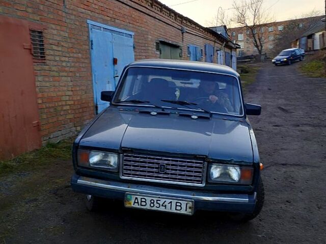 Зеленый ВАЗ 2107, объемом двигателя 1.6 л и пробегом 120 тыс. км за 1050 $, фото 4 на Automoto.ua